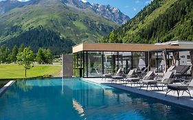 Das Vier Sport Und Wellnesshotel